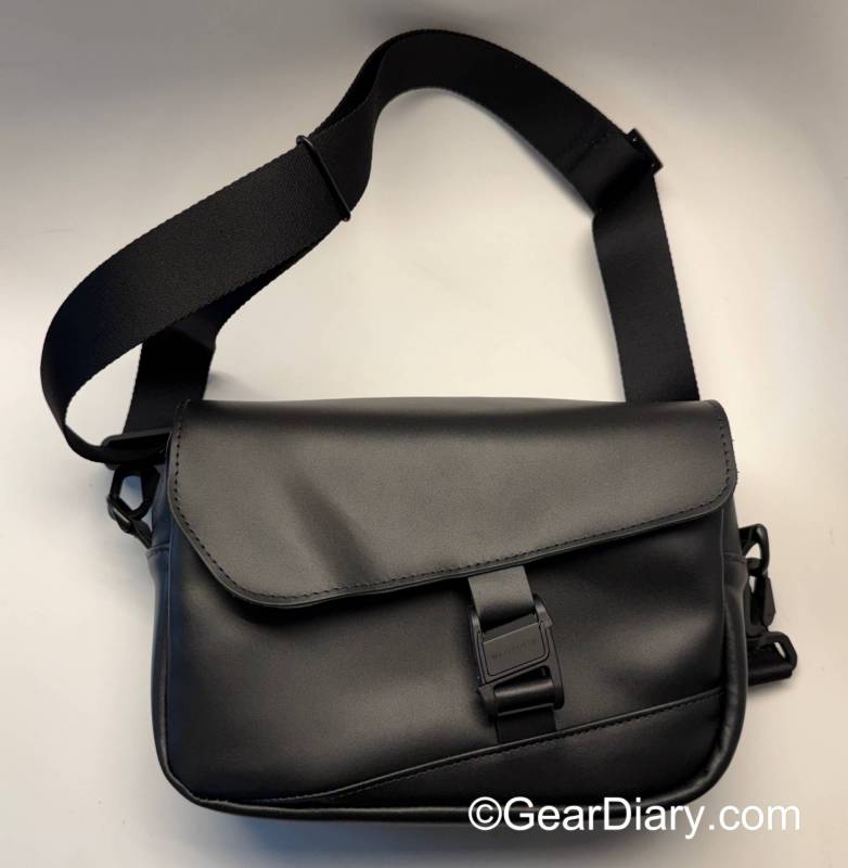 WaterField Hudson Leather Crossbody Review: A Handsome, Handcrafted EDC Bag That Marries Luxury and Function 2 WaterField Hudson Leather Crossbody in black leather