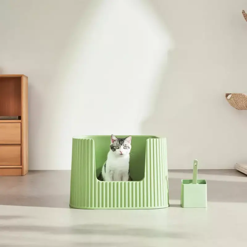 Gear Diary’s 2025 Holiday Gift Guide & Giveaway: Smart, Stylish, and Wellness-Boosting Gifts for Pet-Loving Homes 24 Michu XXL Sage Deluxe Cat Litter Box