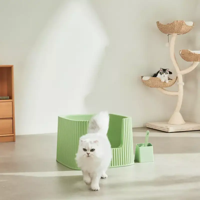 Gear Diary’s 2025 Holiday Gift Guide & Giveaway: Smart, Stylish, and Wellness-Boosting Gifts for Pet-Loving Homes 25 Michu XXL Sage Deluxe Cat Litter Box