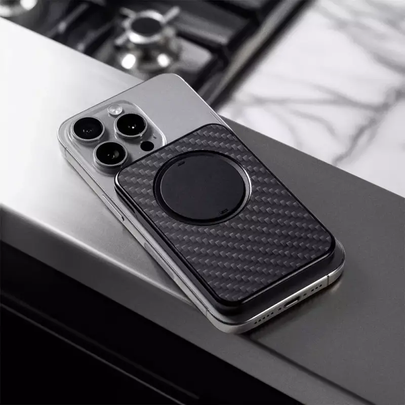 Gear Diary’s 2025 Holiday Gift Guide & Giveaway: Top Stocking Stuffers That Deliver Big Joy in Small Packages 76 Ohsnap! Snap Grip Wallet