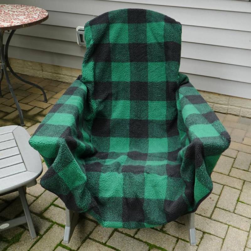 Gear Diary’s 2025 Holiday Gift Guide & Giveaway: Trail-Tested Gifts for Campers, Overlanders, and Outdoors Diehards 83 The Chair Blanket