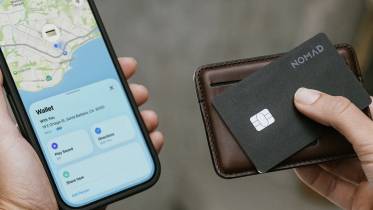 Nomad Tracking Card Pro