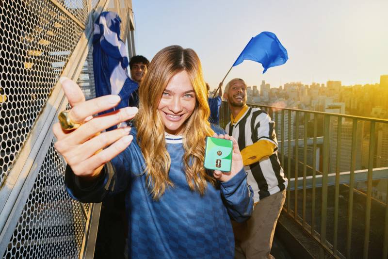 Motorola Razr Fold Signals Motorola’s Big Bet on Foldables, AI, and a Smarter Connected Ecosystem 8 razr FIFA WC26 Edition