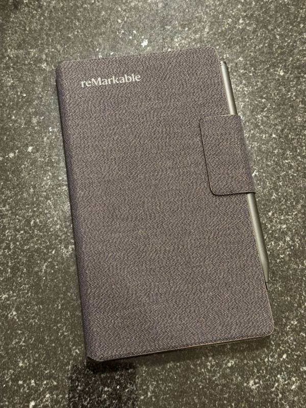 ReMarkable Paper Pro Move Review: A Pocket-Sized ePaper Tablet Built for Portability, with Some Notable Caveats 6 reMarkable Paper Pro Move Folio front