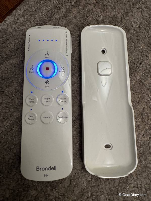 Brondell Swash Thinline T44 Bidet Review: The Slimmest, Most Upscale Bidet Seat We've Tested 6 Brondell Swash Thinline T44 remote control