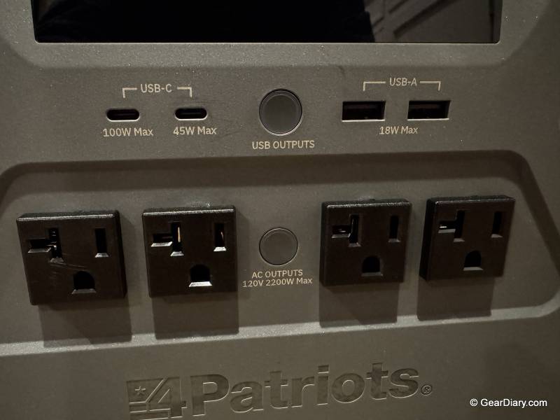 4Patriots Patriot Power Generator 2200X Review: 2,240Wh Backup Power with  Fast Charging and an Included 200W Solar Panel | Gear Diary
