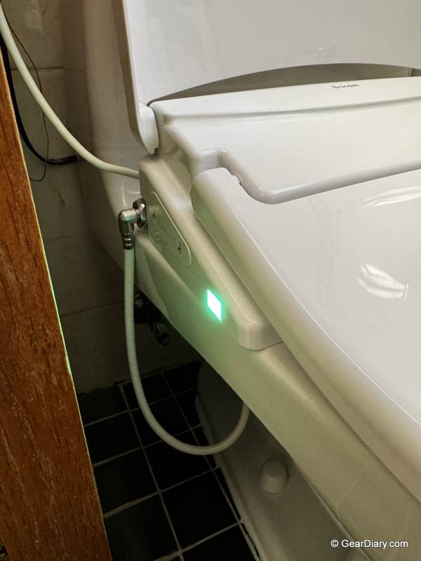 Brondell Swash Thinline T44 Bidet Review: The Slimmest, Most Upscale Bidet Seat We've Tested 7 Brondell Swash Thinline T44