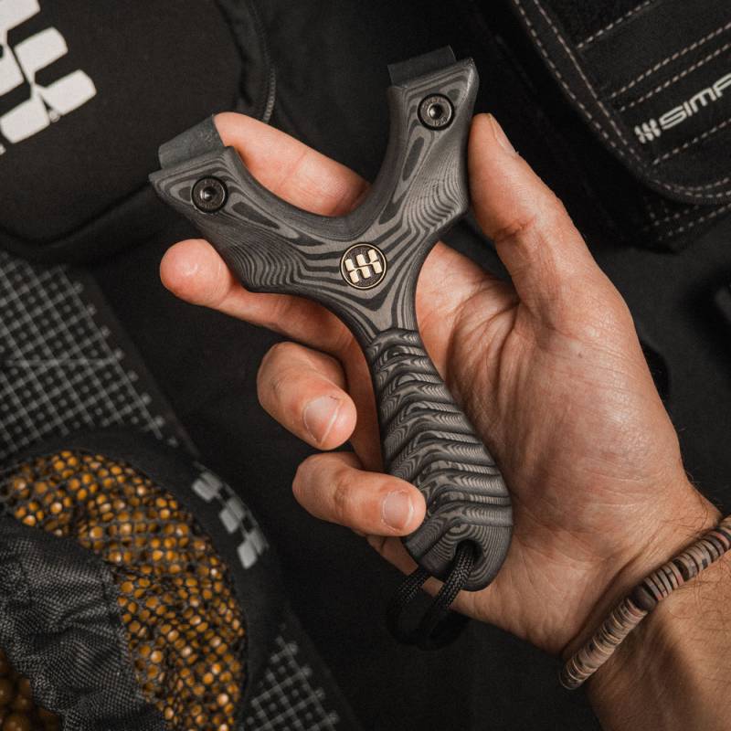 Axiom Pro Carbon by SimpleShot