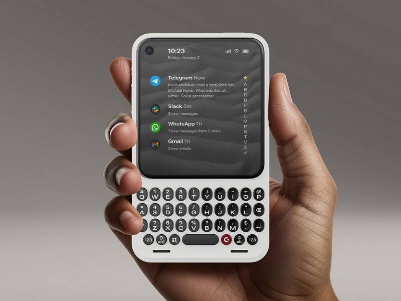 Clicks Communicator and Clicks Power Keyboard Take a Stand Against Distraction and Awkward Typing 1 Clicks Communicator