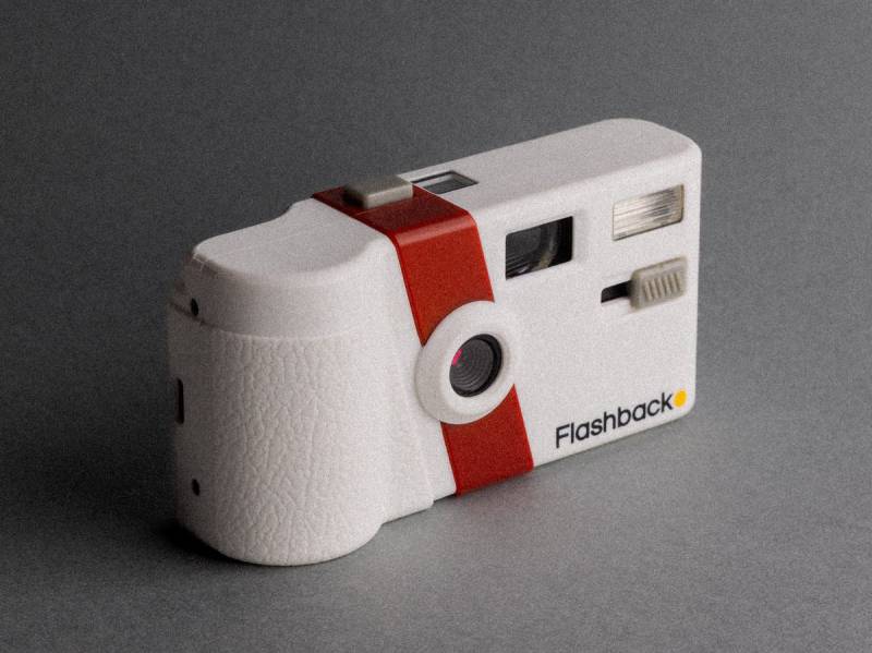 The Flashback ONE35 V2 Is the Camera That Makes You Wait, and That Somehow Makes Photos Matter Again 10 Flashback ONE35 V2