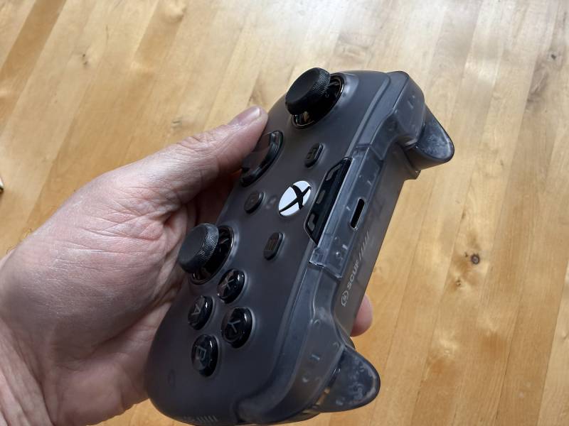 SCUF Valor Pro Wireless Controller Review: Premium Performance, Customization and Price 7 SCUF Valor Pro Wireless Controller
