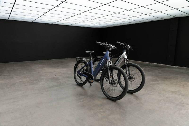 Segway Expands Well Beyond Scooters with Myon and Muxi Smart E-Bikes and the Xaber 300 Electric Dirt Bike 1 Segway Myon