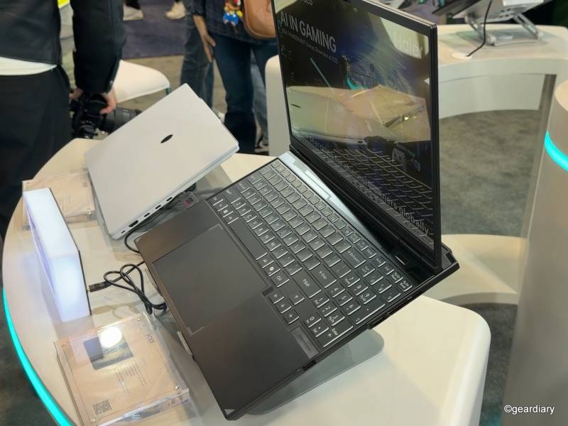 THUNDEROBOT at CES: From Ultra-Light Gaming Laptops to Headphone-Free Monitors, a Full Ecosystem Built for Work and Play 3 ThundeRobot ZERO Air Ultra-Light Gaming Laptop
