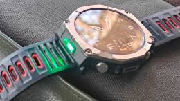 Amazefit T-Rex Ultra 2 flashlight