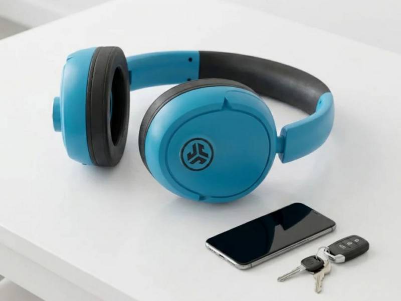 The Limited Edition JLab Blue XL Speaker Headphones Pack 30 Watts into a Wearable Party Machine 6 JLab Blue XL Speaker Headphones