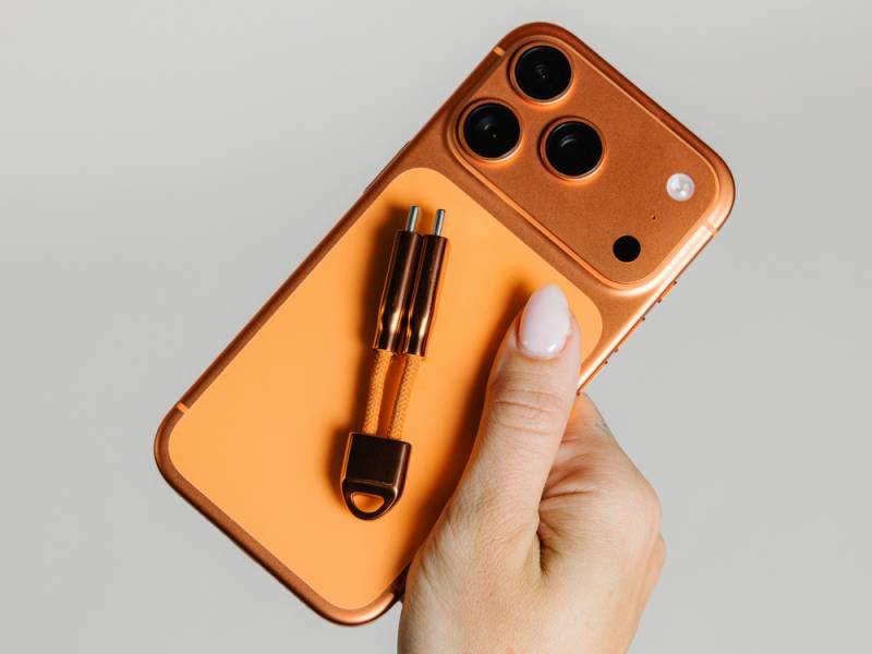 The Nomad ChargeKey Gets a Bold New Look in Limited Edition Stellar Orange Because Your Keychain Deserves Some Personality, Too 9 Nomad ChargeKey in Stellar Orange
