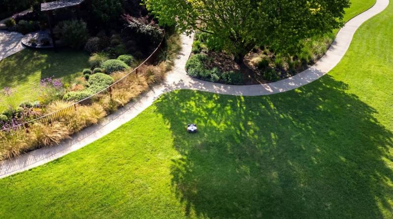 MAMMOTION iNavi Launches in the U.S. with Free Lifetime Precision Positioning for Wire-Free Robotic Lawn Mowers 3 MAMMOTION iNavi Launches in the U.S. with Free Lifetime Precision Positioning for Wire-Free Robotic Lawn Mowers