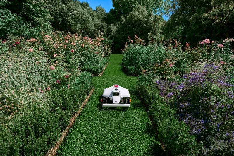 MAMMOTION iNavi Launches in the U.S. with Free Lifetime Precision Positioning for Wire-Free Robotic Lawn Mowers 5 MAMMOTION iNavi Launches in the U.S. with Free Lifetime Precision Positioning for Wire-Free Robotic Lawn Mowers
