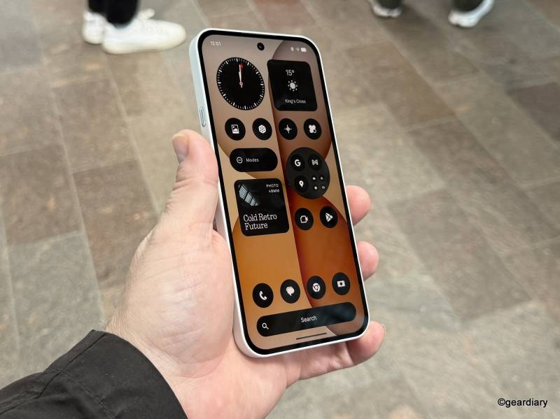 Nothing’s Boldest Lineup Yet: Hands-On with the Phone (4a) Pro, Phone (4a), and the Colorful New Headphone (a) 10 Nothing 4a