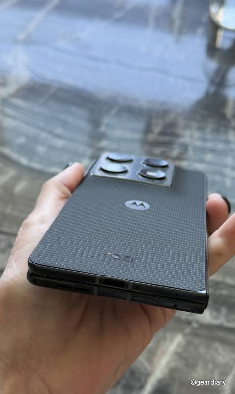 The Motorola 2026 Razr Lineup Wants Foldables to Feel Less Fragile and More Useful 36 moto razr fold