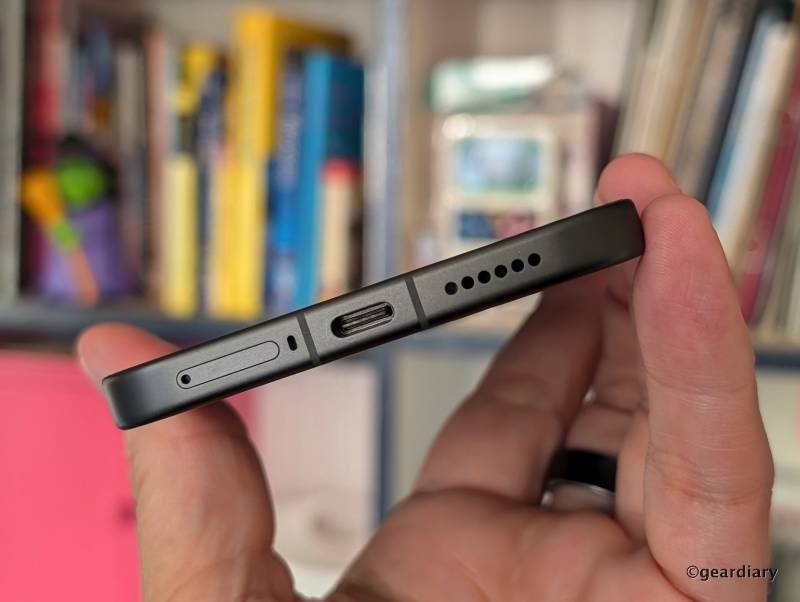 Poco F8 Ultra Review: They Put a Subwoofer in a Flagship Phone, and Somehow That’s Not Even the Wildest Part