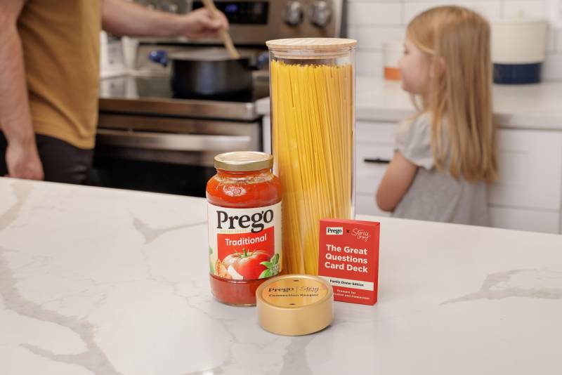 The Prego Connection Keeper Turns Family Dinner Conversations into Keepsakes — No Phone Needed 4 Prego Connection Keeper