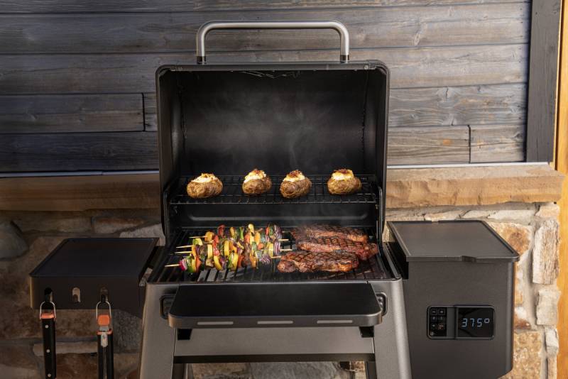 Traeger Westwood Series Brings Pellet Grilling Down to a More Approachable Price 5 Traeger Westwood