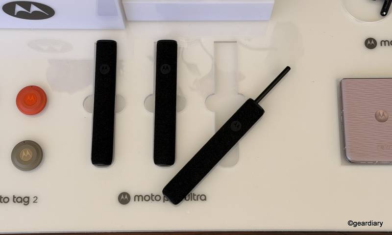 The Motorola 2026 Razr Lineup Wants Foldables to Feel Less Fragile and More Useful 5 moto pen ultra
