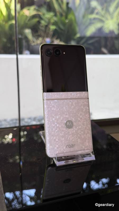 The Motorola 2026 Razr Lineup Wants Foldables to Feel Less Fragile and More Useful 35 moto razr