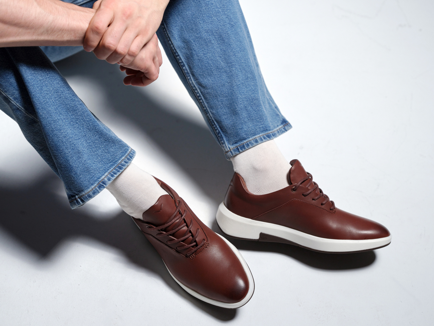 Apollo Hybrid shoes from Anthony Veer Labs