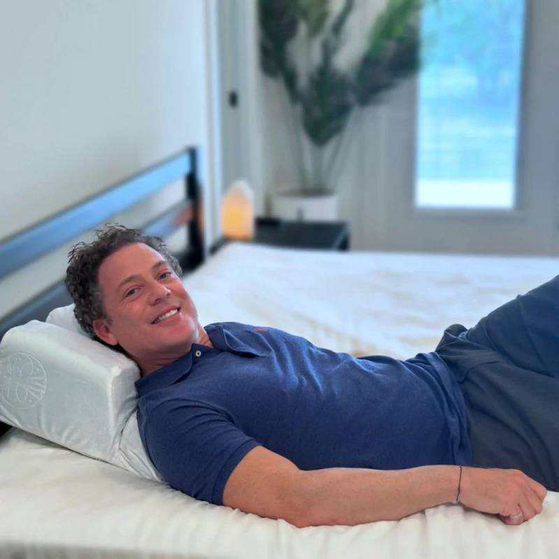Gear Diary's 2026 Father's Day Gift Guide & Giveaway: Smart, Stylish, and Useful Gifts That Dad Will Love 291 DaVinci Pillow 3.0