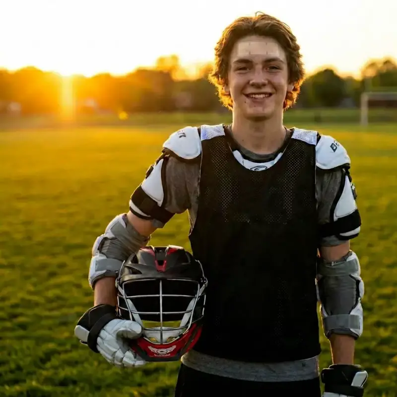 Gear Diary's 2026 Father's Day Gift Guide & Giveaway: Smart, Stylish, and Useful Gifts That Dad Will Love 4 Helmet Head Anti-Acne Sports Patches