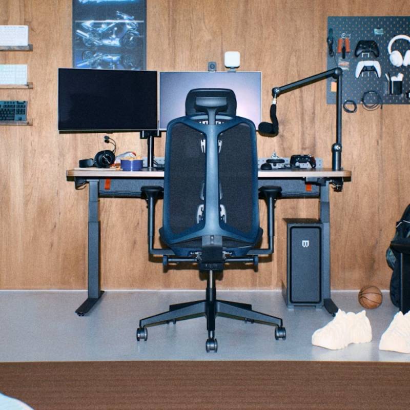 Herman Miller Gaming’s Coyl Gaming Desk Dials In a Cleaner, Smarter Gaming Setup 9 Herman Miller Gaming’s Coyl Gaming Desk