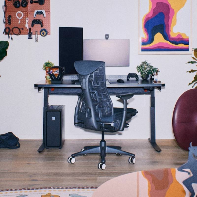 Herman Miller Gaming’s Coyl Gaming Desk Dials In a Cleaner, Smarter Gaming Setup 2 Herman Miller Gaming’s Coyl Gaming Desk