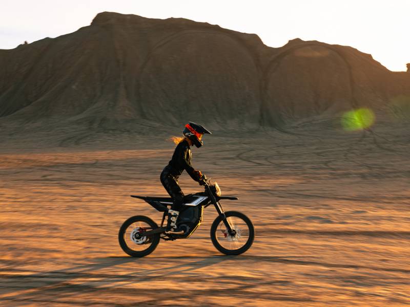 The Segway Xaber 300 Electric Dirt Bike Brings Serious Off-Road Specs for $5,299.99 6 Segway Xaber 300