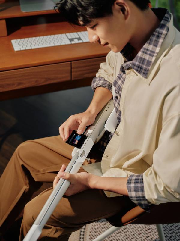 TemPolor Melo-D Wants to Turn Humming and Text Prompts into Playable Music 11 TemPolor Melo-D