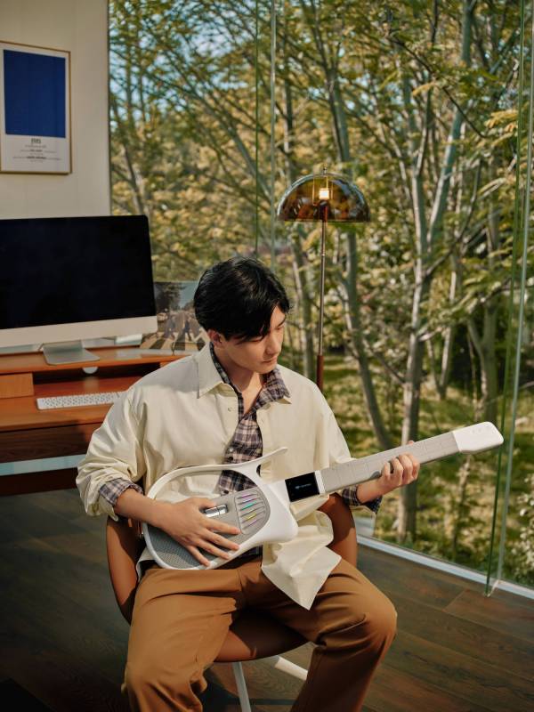 TemPolor Melo-D Wants to Turn Humming and Text Prompts into Playable Music 9 TemPolor Melo-D