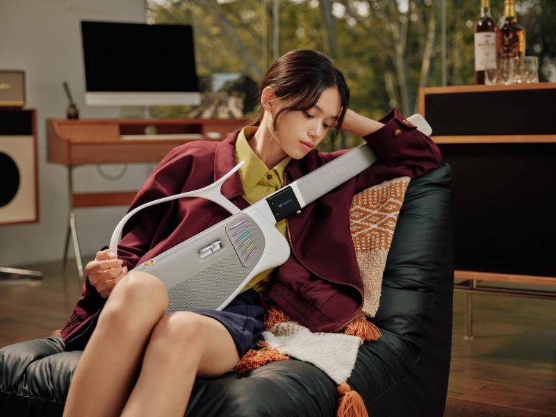 TemPolor Melo-D Wants to Turn Humming and Text Prompts into Playable Music 10 TemPolor Melo-D