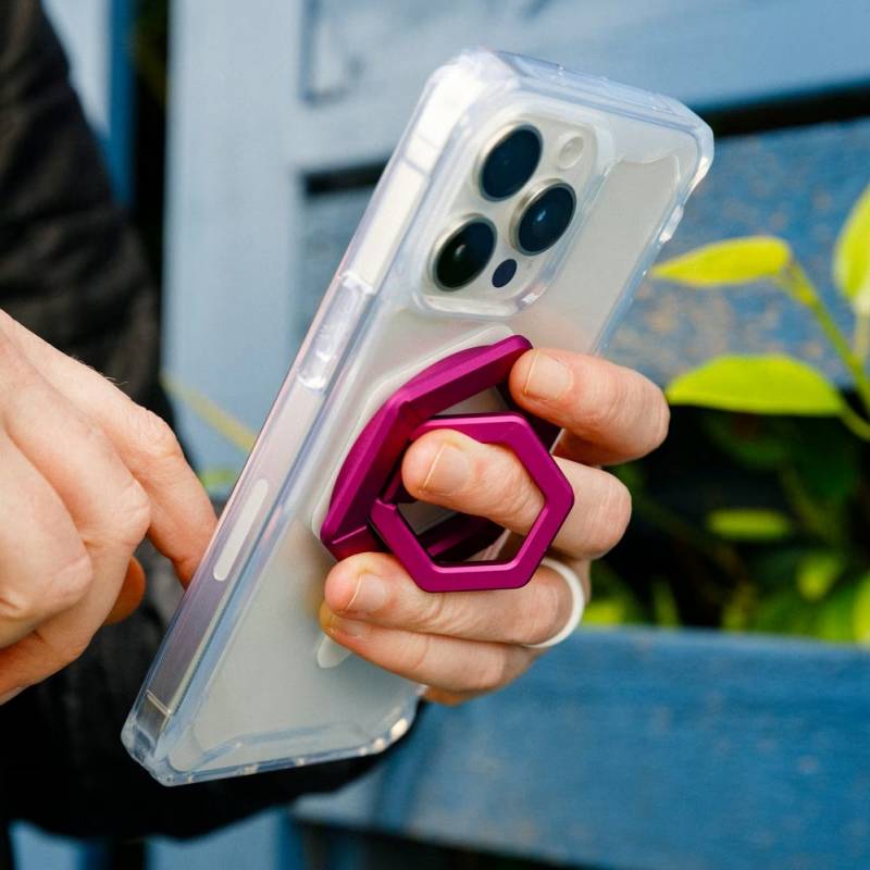 Gear Diary's 2026 Father's Day Gift Guide & Giveaway: Smart, Stylish, and Useful Gifts That Dad Will Love 52 UAG Magnetic Ring Stand