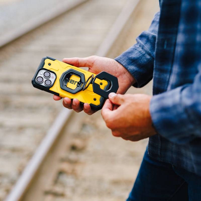 Gear Diary's 2026 Father's Day Gift Guide & Giveaway: Smart, Stylish, and Useful Gifts That Dad Will Love 118 UAG Monarch Mag2 Dual Magnetic Ring Stand