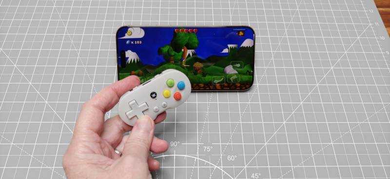 CRKD ATOM Keychain Gaming Controller Review: A Tiny but Functional Controller for Fun and Travel 6 CRKD ATOM