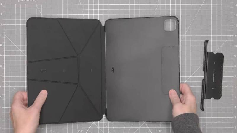 MOFT Dynamic Folio iPad Case Review: A Clever Origami-style Case That Might Become Your New Favorite 3 MOFT Dynamic Folio iPad Case Review: A Clever Origami-style Case That Might Become Your New Favorite