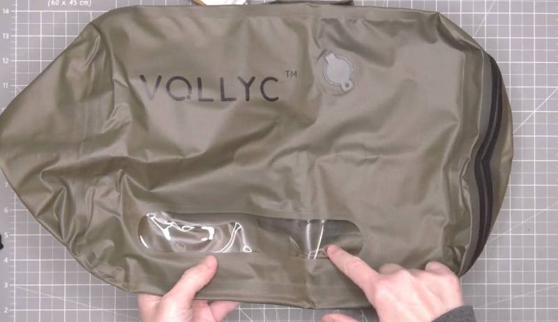 VollyC EZYPAK Vacuum Travel Bags Review: A Travel Hack That Actually Saves Space 5 VollyC EZYPAK Vacuum Travel Bags
