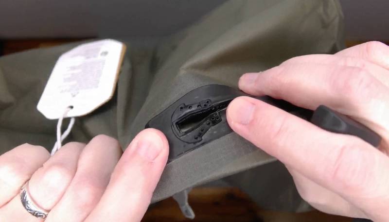 VollyC EZYPAK Vacuum Travel Bags Review: A Travel Hack That Actually Saves Space 7 VollyC EZYPAK Vacuum Travel Bags