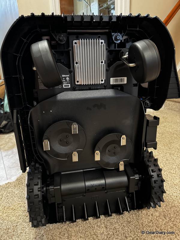 ECOVACS GOAT A3000 LiDAR PRO Review: Gorgeous Lawn Lines, Clever Edge Trimming, and One Pricey Catch 3 ECOVACS GOAT A3000 LiDAR PRO Review: Gorgeous Lawn Lines, Clever Edge Trimming, and One Pricey Catch