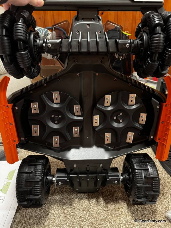 MAMMOTION LUBA 3 AWD Robotic Mower Review: The McLaren of Robot Mowers Is Our New Favorite 3 MAMMOTION LUBA 3 AWD