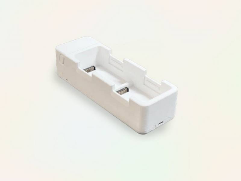 Mondo Robotics Introduces Beni, a 4K Camera Robot That Follows, Films, Jumps, and Tries Not to Become Drawer Clutter 7 Beni Charging Hub