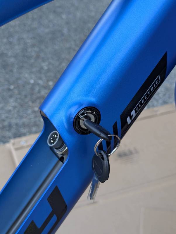 Huffy Quantis Kids Bike (24-Inch) Review: A Little Assistance for the Little Ones That Comes with Some Caveats 9 Huffy Quantis Kids Bike