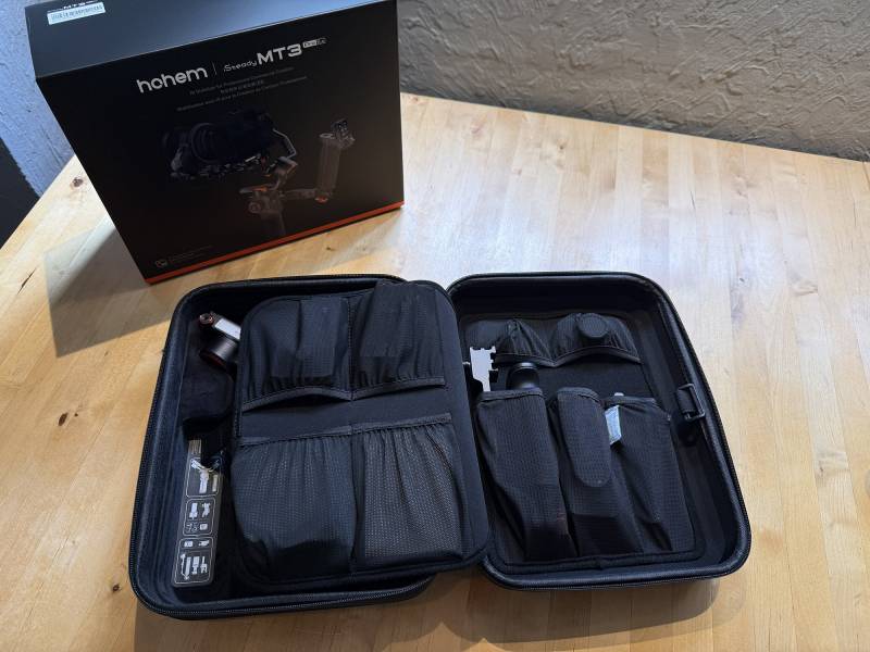 Hohem iSteady MT3 Pro Kit Review: Impressive AI Camera Stabilizer with Detachable Live Feed Remote 5 Hohem iSteady MT3 Pro Kit