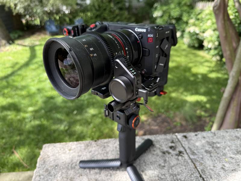 Hohem iSteady MT3 Pro Kit Review: Impressive AI Camera Stabilizer with Detachable Live Feed Remote 25 Hohem iSteady MT3 Pro Kit